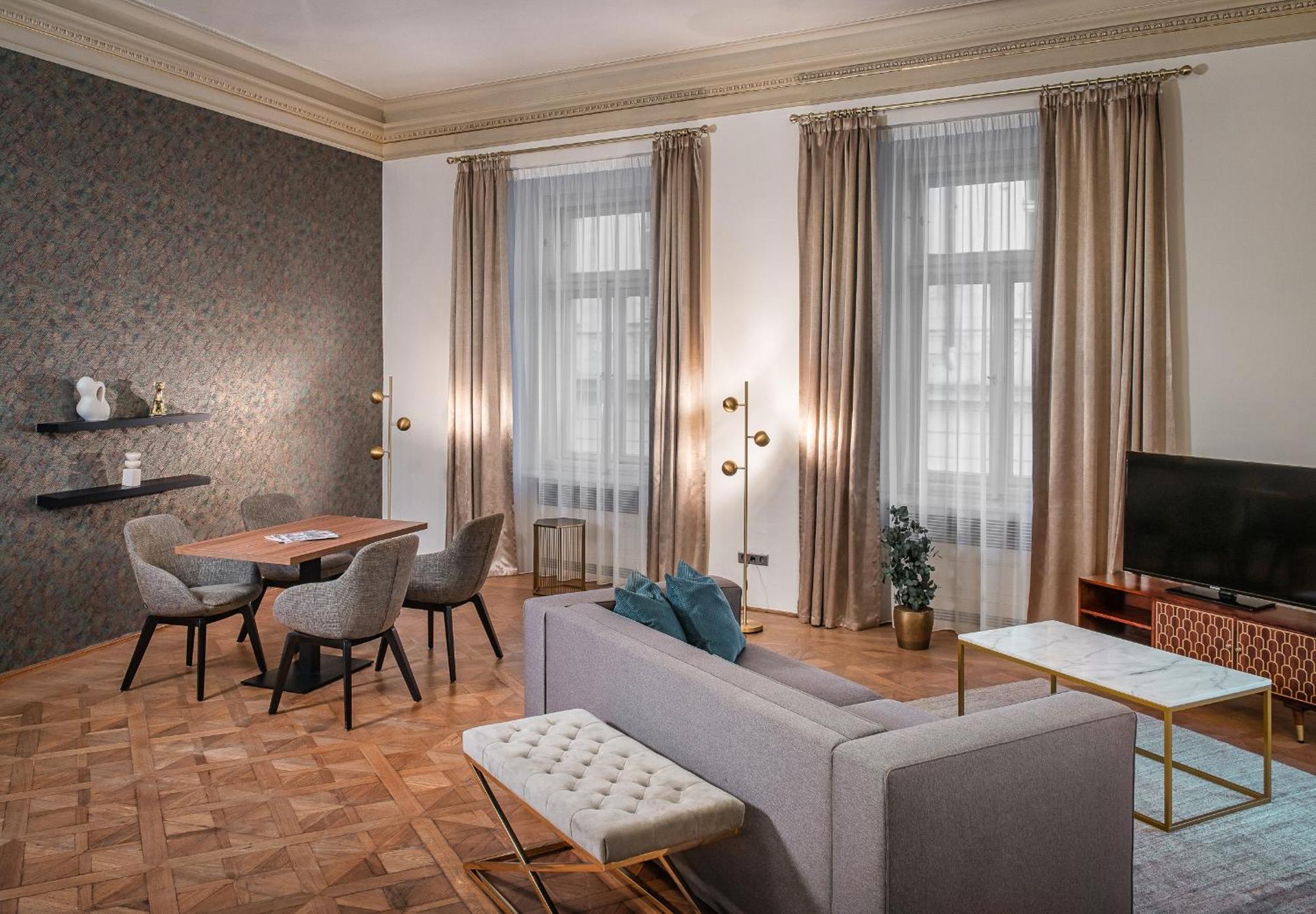 Apart Otel Golden Angel By Adrez