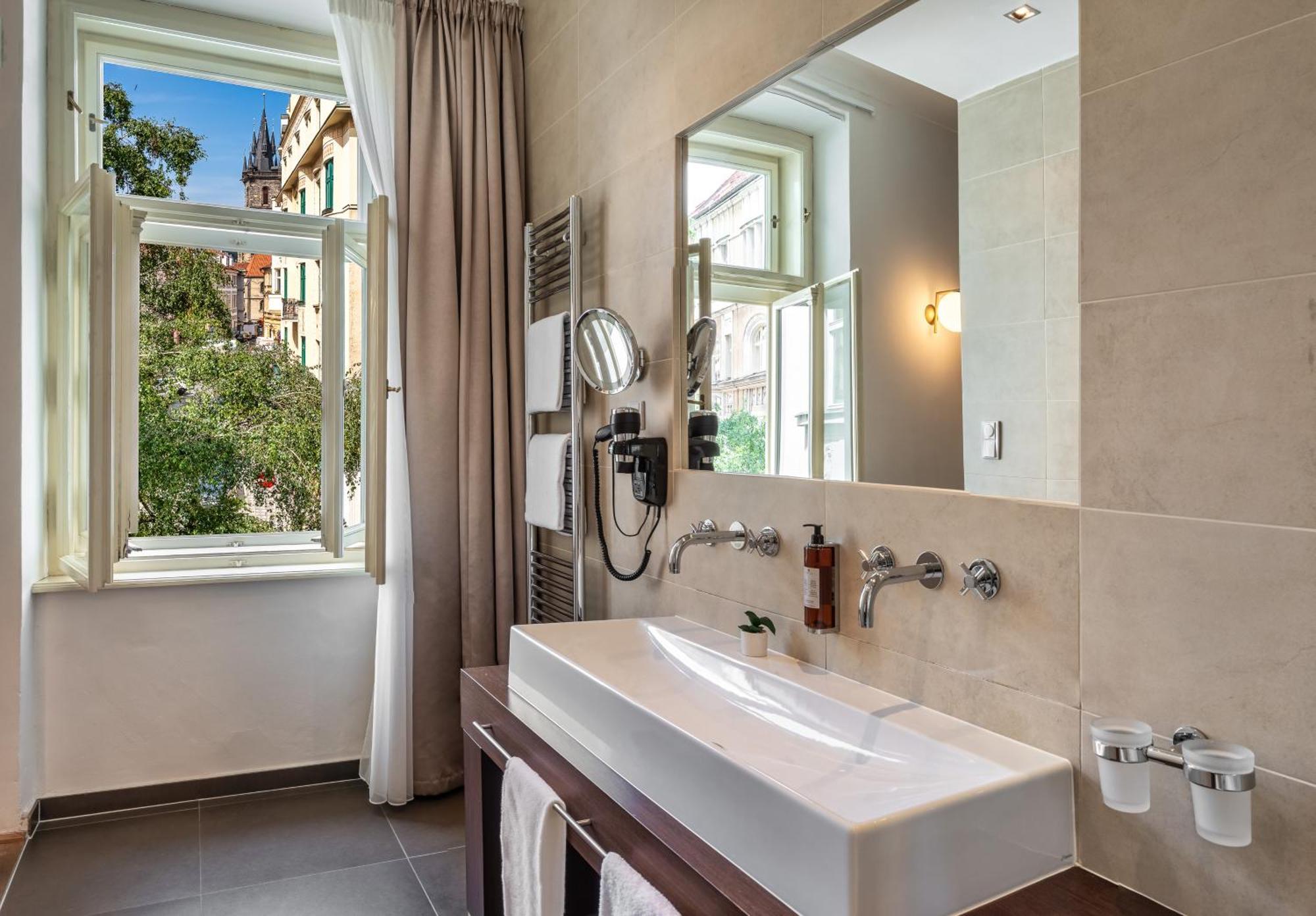 Apart Otel Golden Angel By Adrez 4*