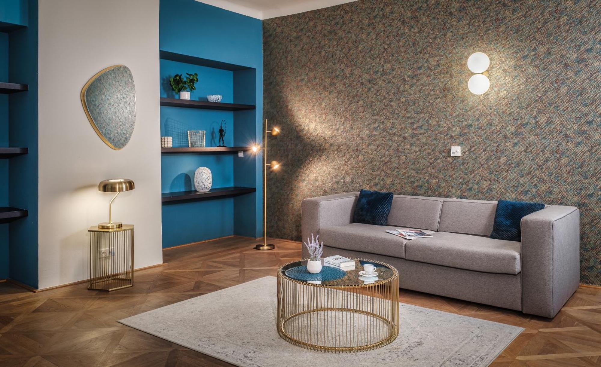 Golden Angel By Adrez Apart Otel Prag