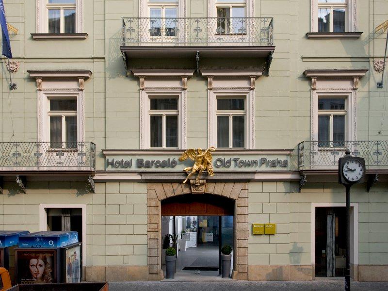 Golden Angel By Adrez Apart Otel Prag